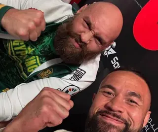 «Фьюри выглядел нелепо» — британский экс-чемпион