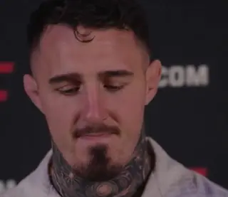 «Мои руки были связаны UFC». Аспиналл рассказал, как ждал бой с Джонсом