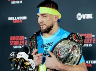 Амосов завершил выступления в Bellator. В СМИ считают, что он намекнул на контракт с UFC