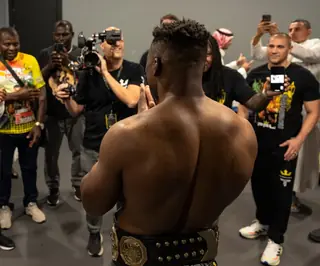 Нганну вернулся в топ-15 рейтинга тяжёлого веса по версии MMA Fighting