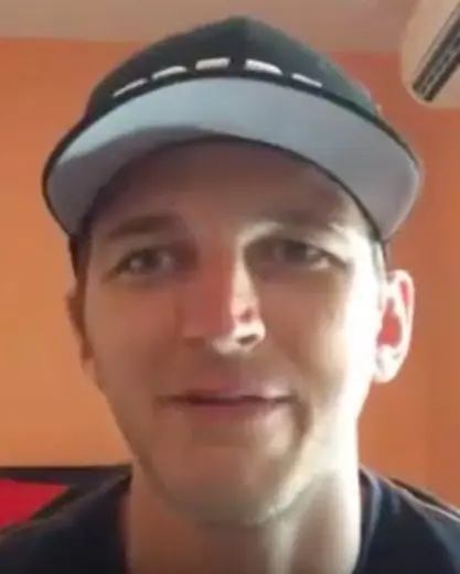 Дэн Хукер