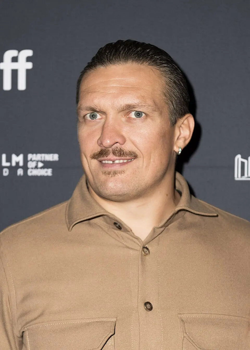 Александр Усик