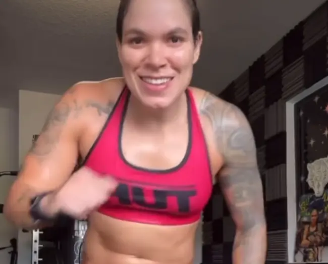 Нуньес анонсировала возвращение в UFC? «Львица» оставила загадочное сообщение Уайту