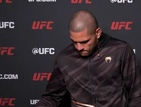 Перейра, Раунтри и остальные участники шоу UFC 307 показали силу хвата: видео