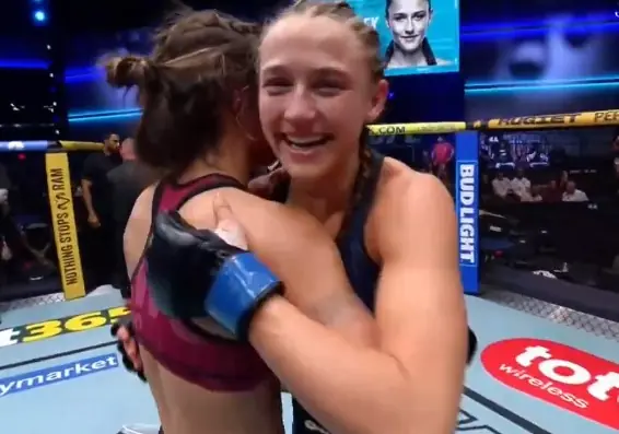 Сенсация! Дочь Мира уступила в бою за путёвку в UFC: видео