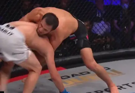 Нурмагомедов справился с Шаблием. Все результаты турнира Bellator San Diego