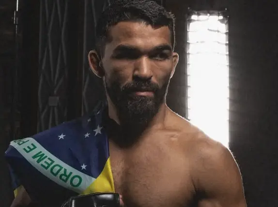 Экс-чемпион Bellator нашёл новый промоушн