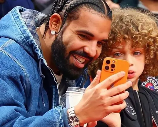 Проклятие Дрейка: рэпер поставил солидную сумму на бой Дю Плесси-Адесанья