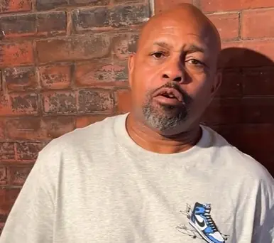Чья карьера легендарнее: Мейвезера или Пакьяо? У Роя Джонса нет сомнений на этот счёт