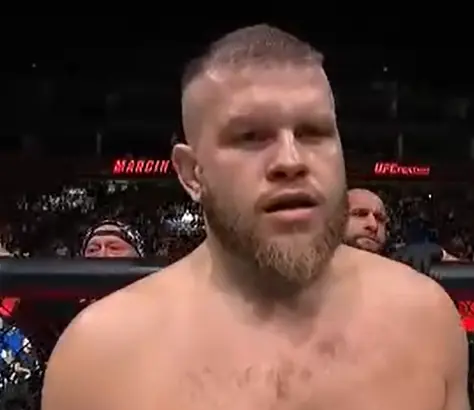 Опытный Тыбура одолел проспекта Паркина на UFC в Лондоне