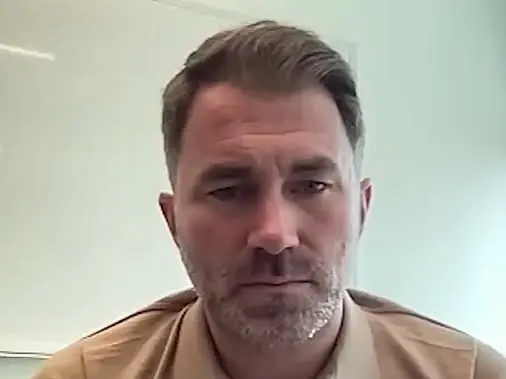 Хирн ответил на недовольство Канело и дал прогноз на бой с Кроуфордом 