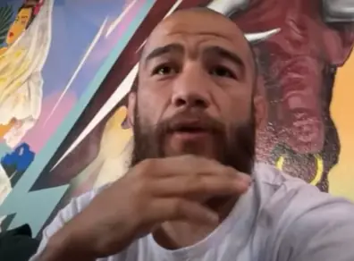 Экс-чемпион Bellator просится в UFC — хочет «пошуметь напоследок»