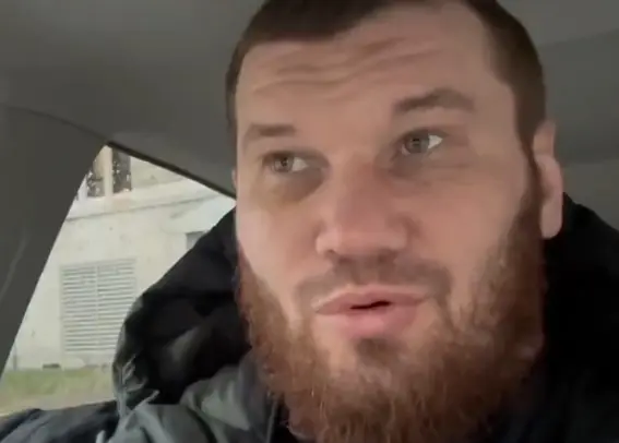Махмудов требует боя с Джошуа: «Надеюсь, ты не позабыл, что дал мне слово»
