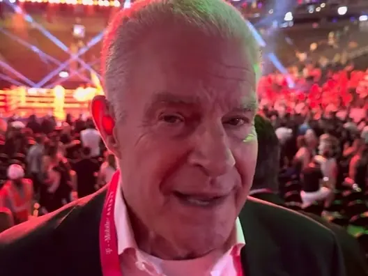 Легендарный Лэмпли высказался о Канело, шансах Бенавидеса и Кроуфорда