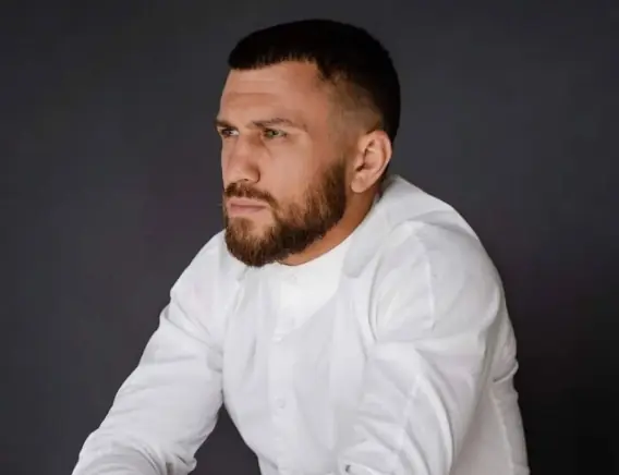 В IBF отреагировали на молчание Ломаченко: в дивизионе появится «получемпион»