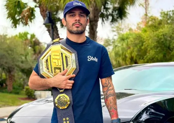 Назван со-главный бой шоу UFC 314. Это тоже титульник