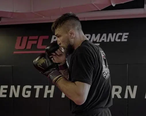 Амосов в UFC: назван первый соперник, есть дата боя